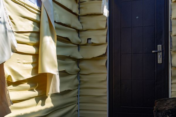 Cost of Melted Siding Replacement in Red Oak