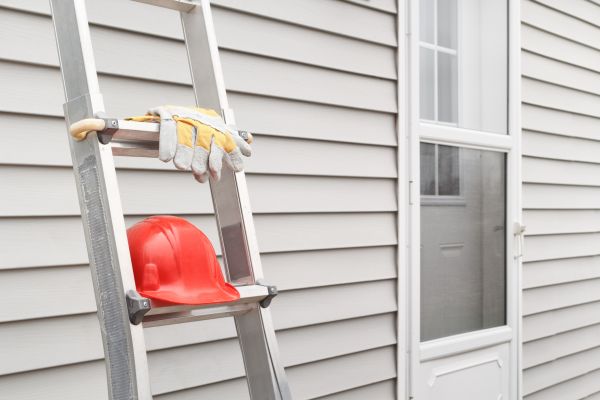 Home Siding Replacement in Red Oak