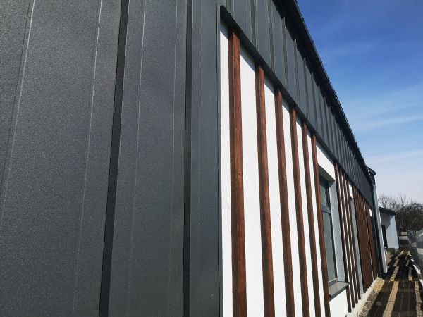 Metal Cladding Replacement in Red Oak