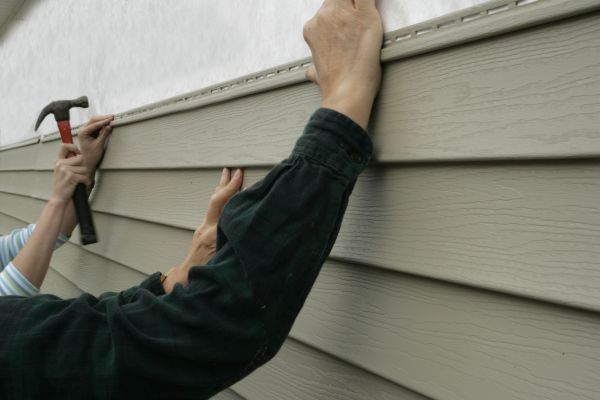 Cost of Insulated Siding Installation in Red Oak