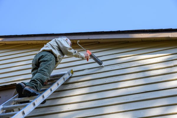 Vinyl Siding Caulk Repair in Red Oak