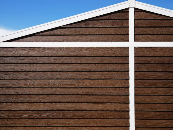 Hardwood Siding Installation in Red Oak