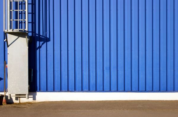 Ribbed Metal Siding Repair in Red Oak