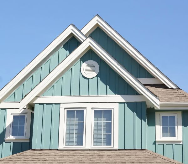 Batten Siding Repair in Red Oak